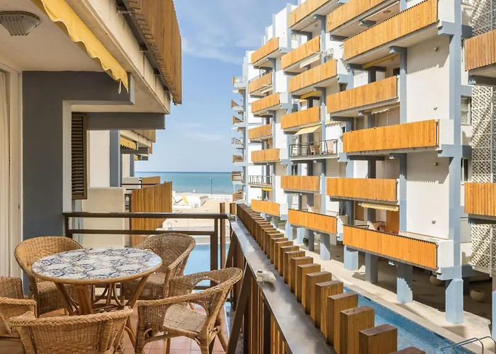 Fantastic Near Lejlighed